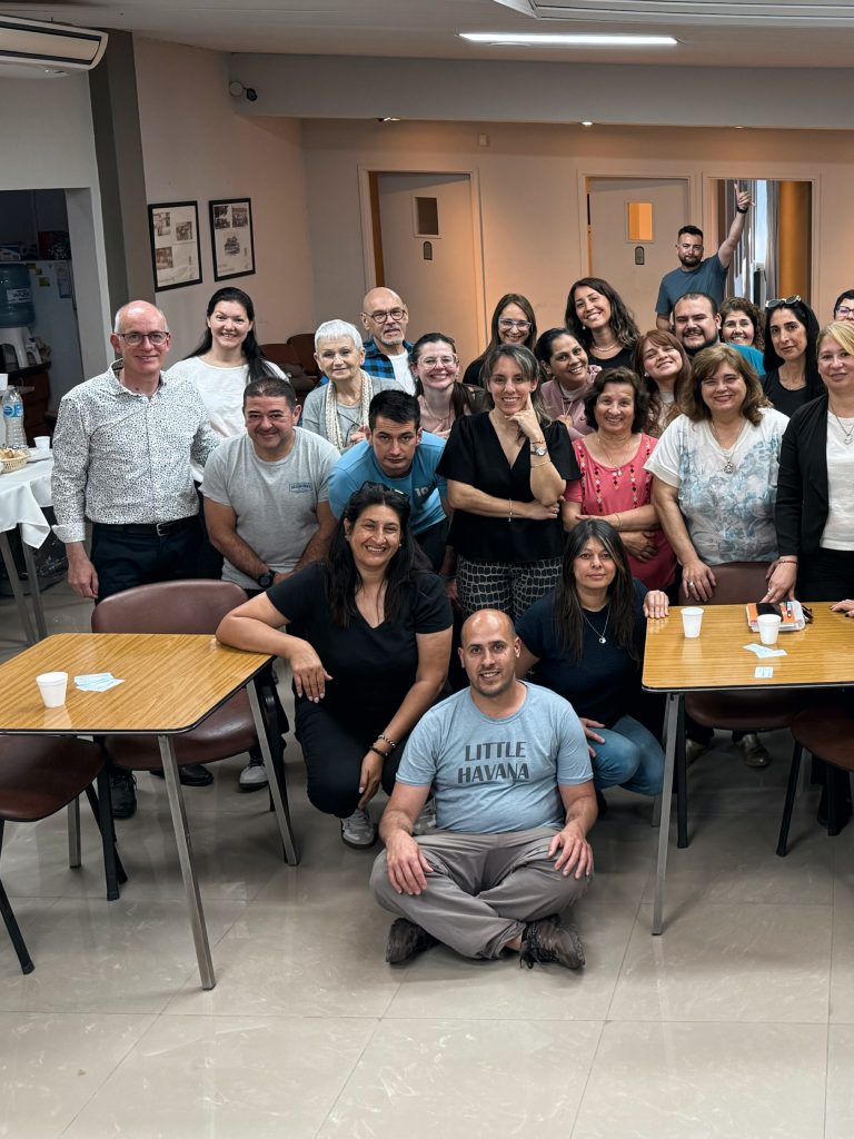 LIDERAZGO Y COMUNICACIÓN: UN TALLER PARA REPENSAR LAS PRÁCTICAS